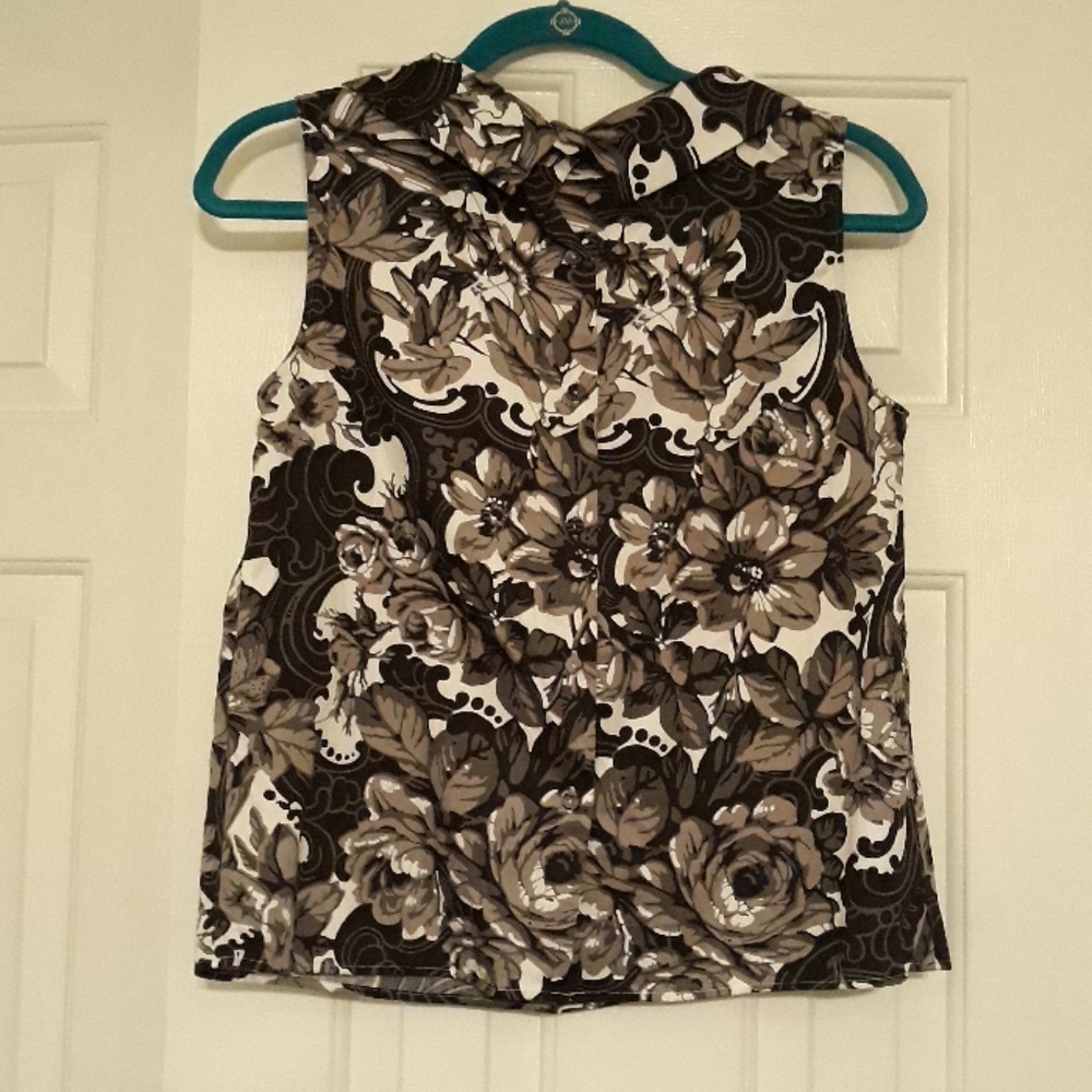 Talbots Back Button Down - Picture 2 of 4